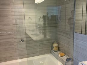 301 Altara Ave 805, Coral Gables FL 33146