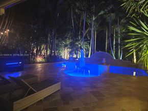 3070 Perriwinkle Cir, Davie FL 33328