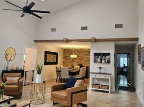 3070 Perriwinkle Cir, Davie FL 33328