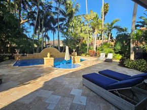 3070 Perriwinkle Cir, Davie FL 33328