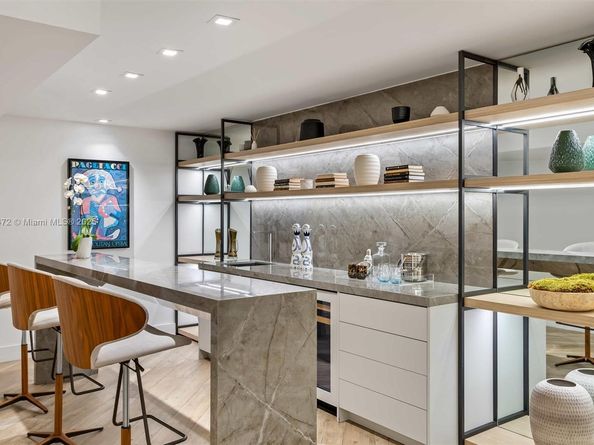 2301 Collins Ave 1432, Miami Beach FL 33139