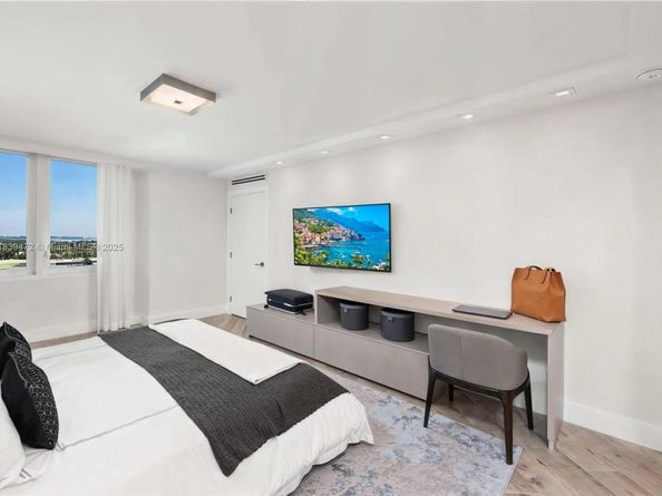 2301 Collins Ave 1432, Miami Beach FL 33139