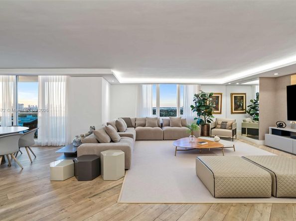 2301 Collins Ave 1432, Miami Beach FL 33139