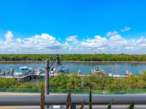 350 Desoto St, Hollywood FL 33019