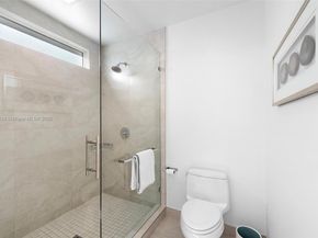 350 Desoto St, Hollywood FL 33019