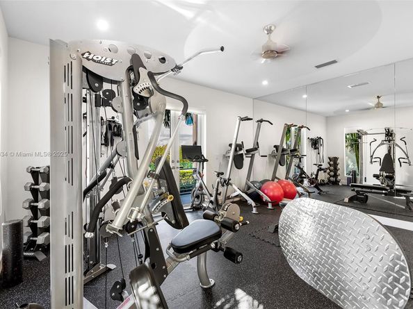 350 Desoto St, Hollywood FL 33019