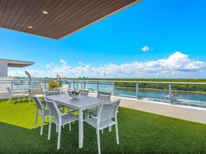 350 Desoto St, Hollywood FL 33019