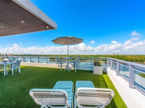 350 Desoto St, Hollywood FL 33019