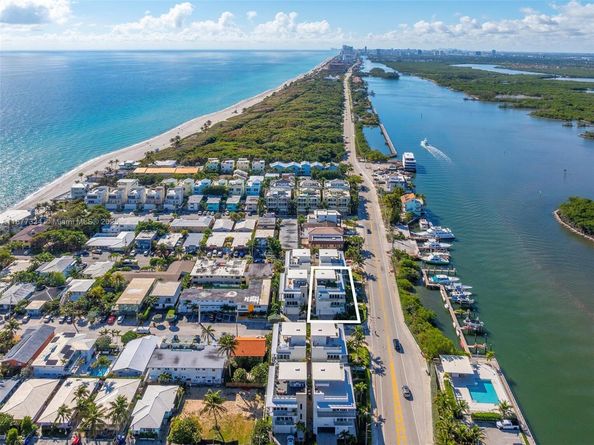 350 Desoto St, Hollywood FL 33019