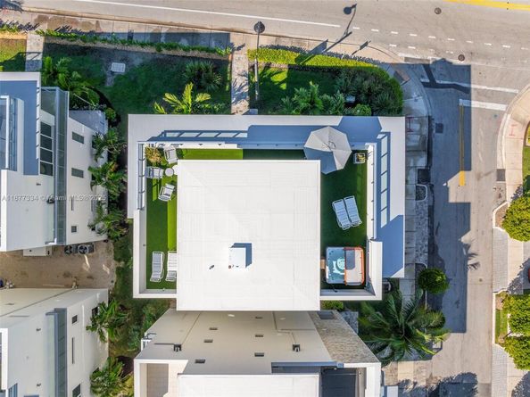 350 Desoto St, Hollywood FL 33019