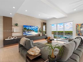 350 Desoto St, Hollywood FL 33019