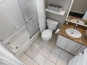 12300 NW 77th Mnr, Parkland FL 33076