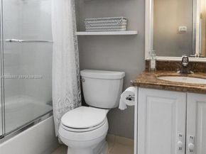 12300 NW 77th Mnr, Parkland FL 33076