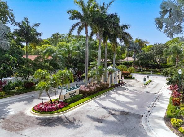 1971 Landing Way, Weston FL 33326