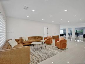 1141 N Northlake Dr, Hollywood FL 33019