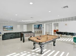 1141 N Northlake Dr, Hollywood FL 33019