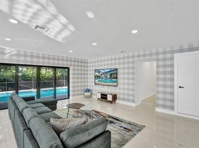 1141 N Northlake Dr, Hollywood FL 33019