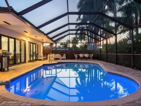 1141 N Northlake Dr, Hollywood FL 33019