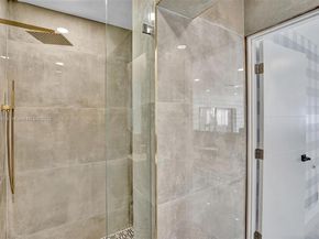 1141 N Northlake Dr, Hollywood FL 33019