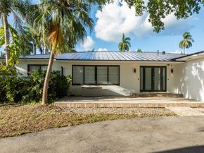 1141 N Northlake Dr, Hollywood FL 33019