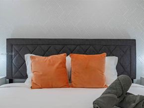 1141 N Northlake Dr, Hollywood FL 33019