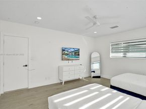 1141 N Northlake Dr, Hollywood FL 33019