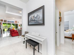 14952 SW 177th Ter, Miami FL 33187
