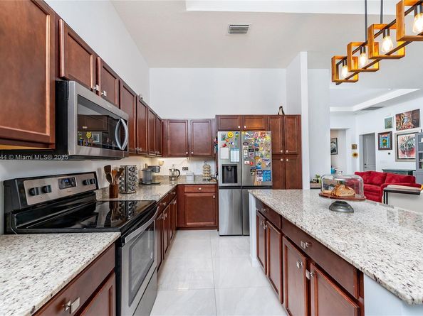 14952 SW 177th Ter, Miami FL 33187
