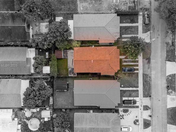 6723 SW 13th Ter, Miami FL 33144