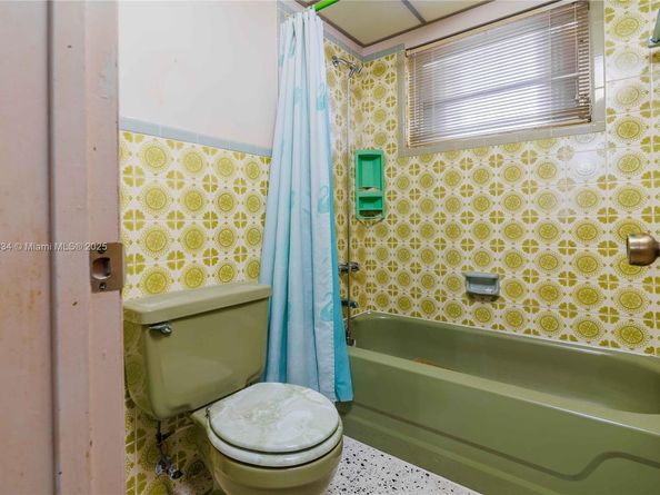 6723 SW 13th Ter, Miami FL 33144