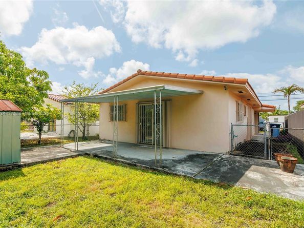 6723 SW 13th Ter, Miami FL 33144