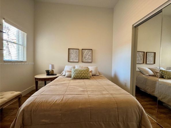 3441 NE 210th Terrace, Aventura FL 33180