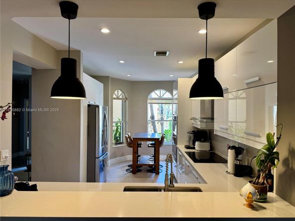 3441 NE 210th Terrace, Aventura FL 33180