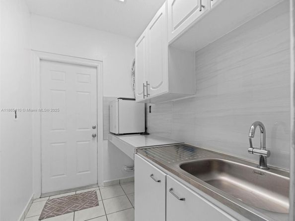 7322 SW 134th Pl, Miami FL 33183