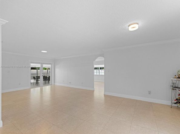7322 SW 134th Pl, Miami FL 33183