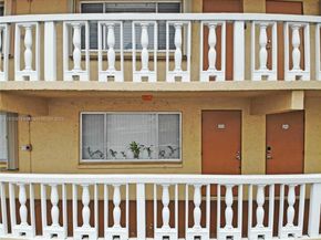 500 W Village Green Cir W 203, Palm Springs FL 33461