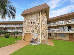 500 W Village Green Cir W 203, Palm Springs FL 33461