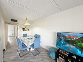 500 W Village Green Cir W 203, Palm Springs FL 33461