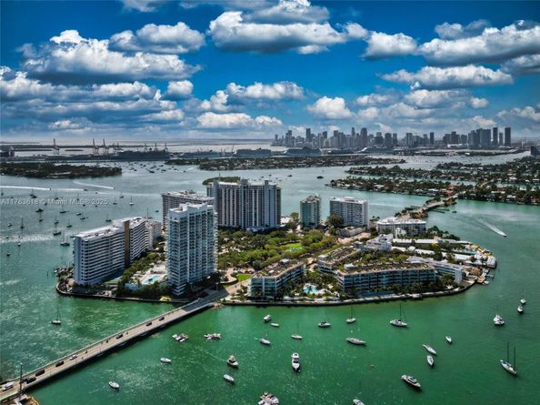 10 Venetian Way 1503, Miami Beach FL 33139