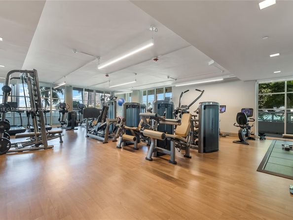 10 Venetian Way 1503, Miami Beach FL 33139