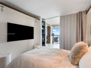 10 Venetian Way 1503, Miami Beach FL 33139