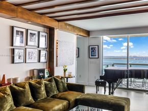 10 Venetian Way 1503, Miami Beach FL 33139
