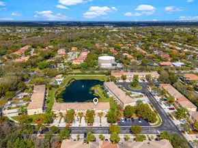 4722 Lago Vista Dr, Coconut Creek FL 33073