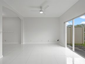 4722 Lago Vista Dr, Coconut Creek FL 33073