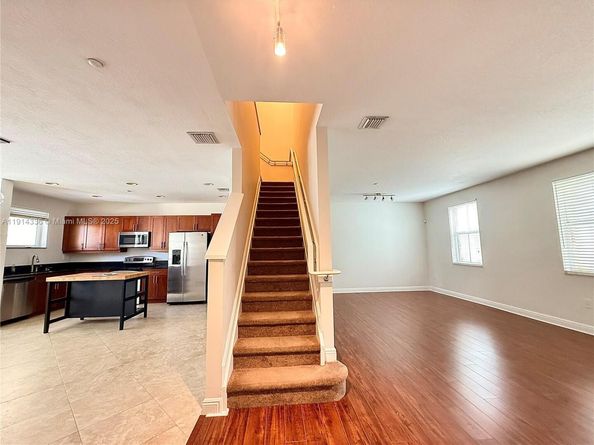 312 SW 14th Ave, Fort Lauderdale FL 33312