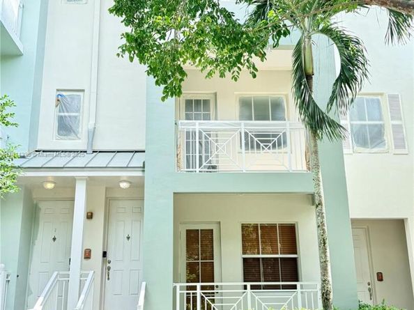 312 SW 14th Ave, Fort Lauderdale FL 33312