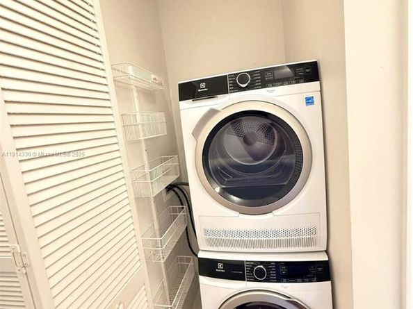 312 SW 14th Ave, Fort Lauderdale FL 33312