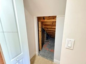 312 SW 14th Ave, Fort Lauderdale FL 33312