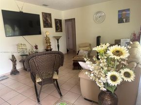 265 W 55th St, Hialeah FL 33012