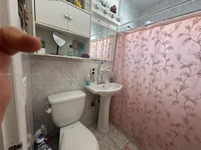 265 W 55th St, Hialeah FL 33012
